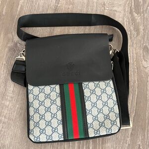 Gucci side bag